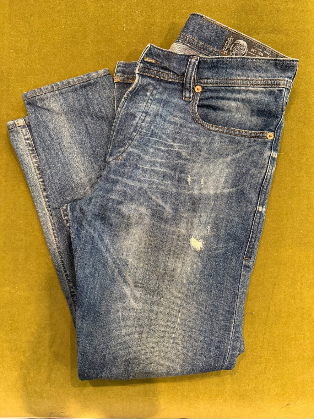 Diesel Tepphar 084MX Slim Carrot Distressed Jeans W31
